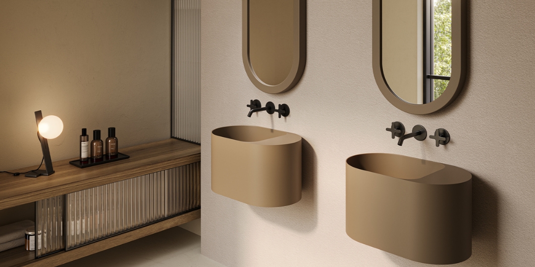 Muebles de baño con lavabos suspendidos modernos color beige y grifería negra, diseño moderno y minimalista